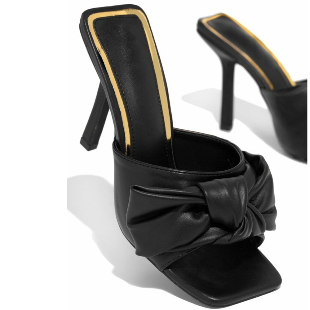 𝙇𝙖𝙨𝙩 8, 8 5 & 9 🖤Black Bow Squared Toe Mule Heel - Picture 3 of 7